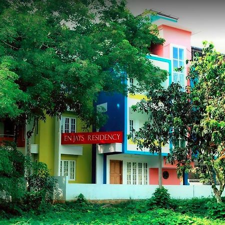 En Jays Residency Apartment Kottayam Bagian luar foto