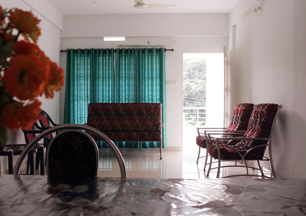 En Jays Residency Apartment Kottayam Bagian luar foto